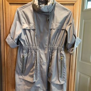 Ali Ro light weight rain jacket